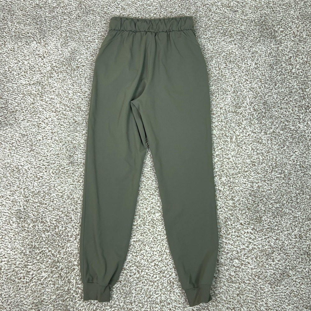 Lululemon Pants Womens 4 Green Stretch Jogger High Rise Pockets Workout Gym - Picture 10 of 10